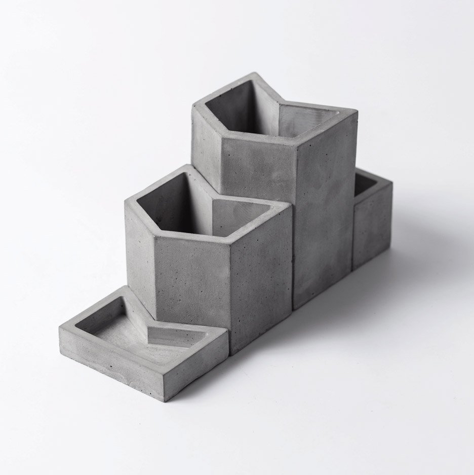umndesign-stationery-collection-design_dezeen_936_5.jpg