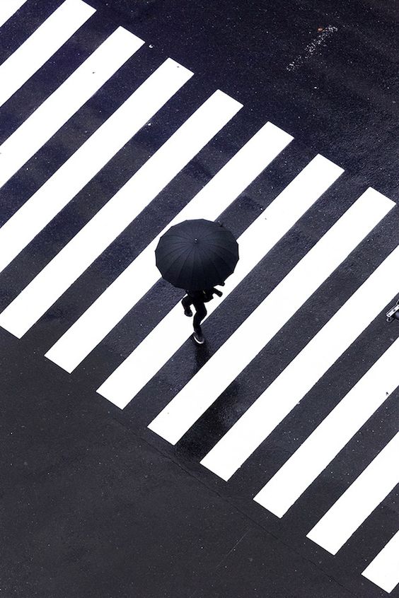 febd16d8bb8e7c555eea90206c820d0a--minimal-photography-reflection-photography.jpg