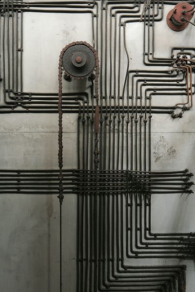 148f459a37b505ec510507b8b01d9a8f--factory-design-plumbing-pipe.jpg