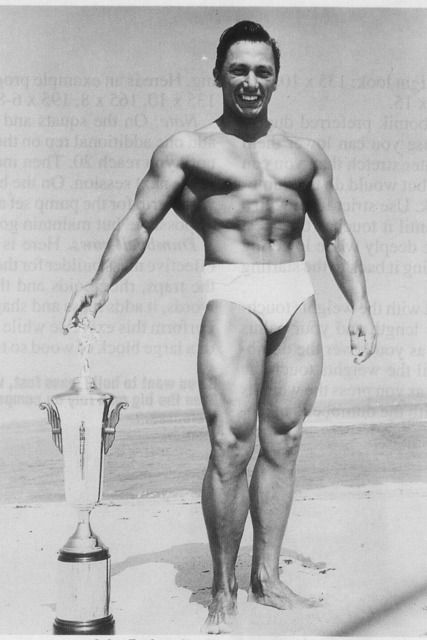 afcde6e62c826a2bcad30a0b6d372a36--bodybuilding-.jpg