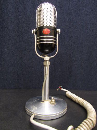 5160bd03ced0ed02e2a87bd28f7ce9cd--antique-radio-belle-epoque.jpg