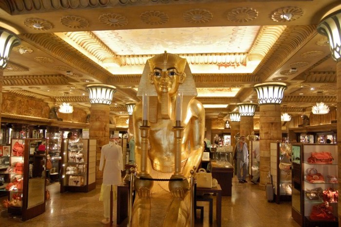 Harrods-interior-e1400654549232.jpg