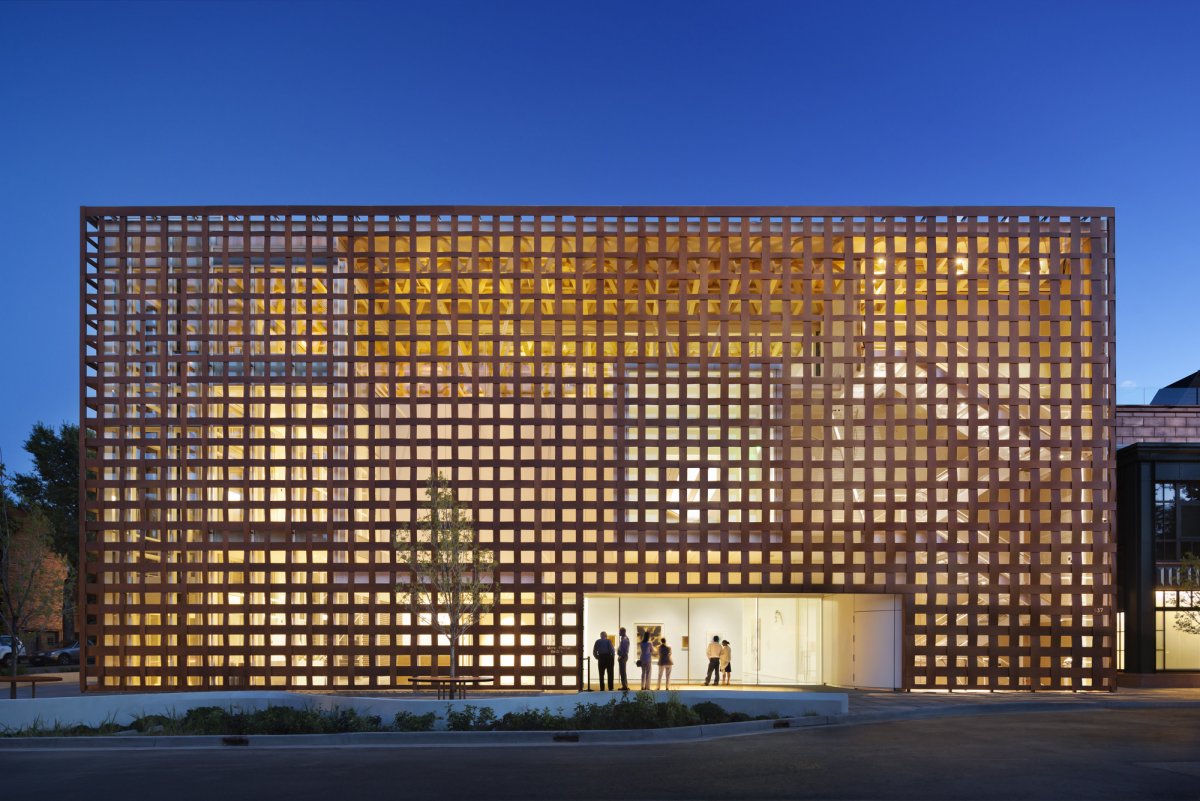 Shigeru Ban, Wood Architect.jpg
