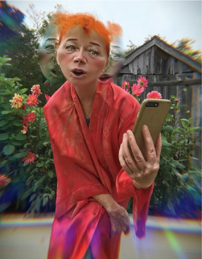 cindy-sherman-selfie-w-mag-2.png