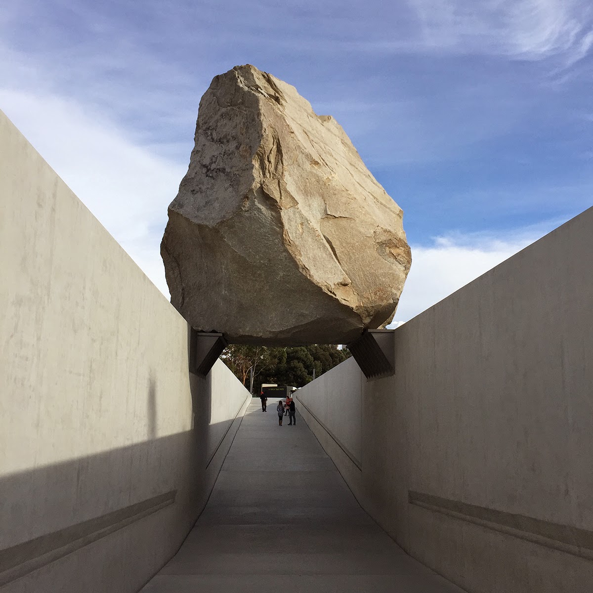 Michael Heizer's Levitated Mass1.jpg.1