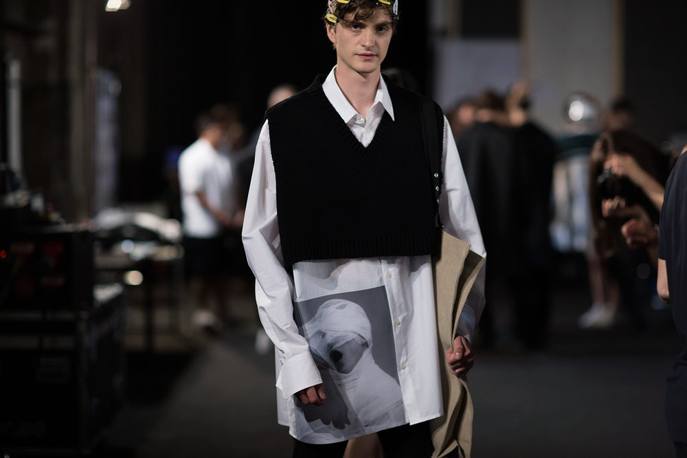 raf-simons-ss17-first-look-002.jpg