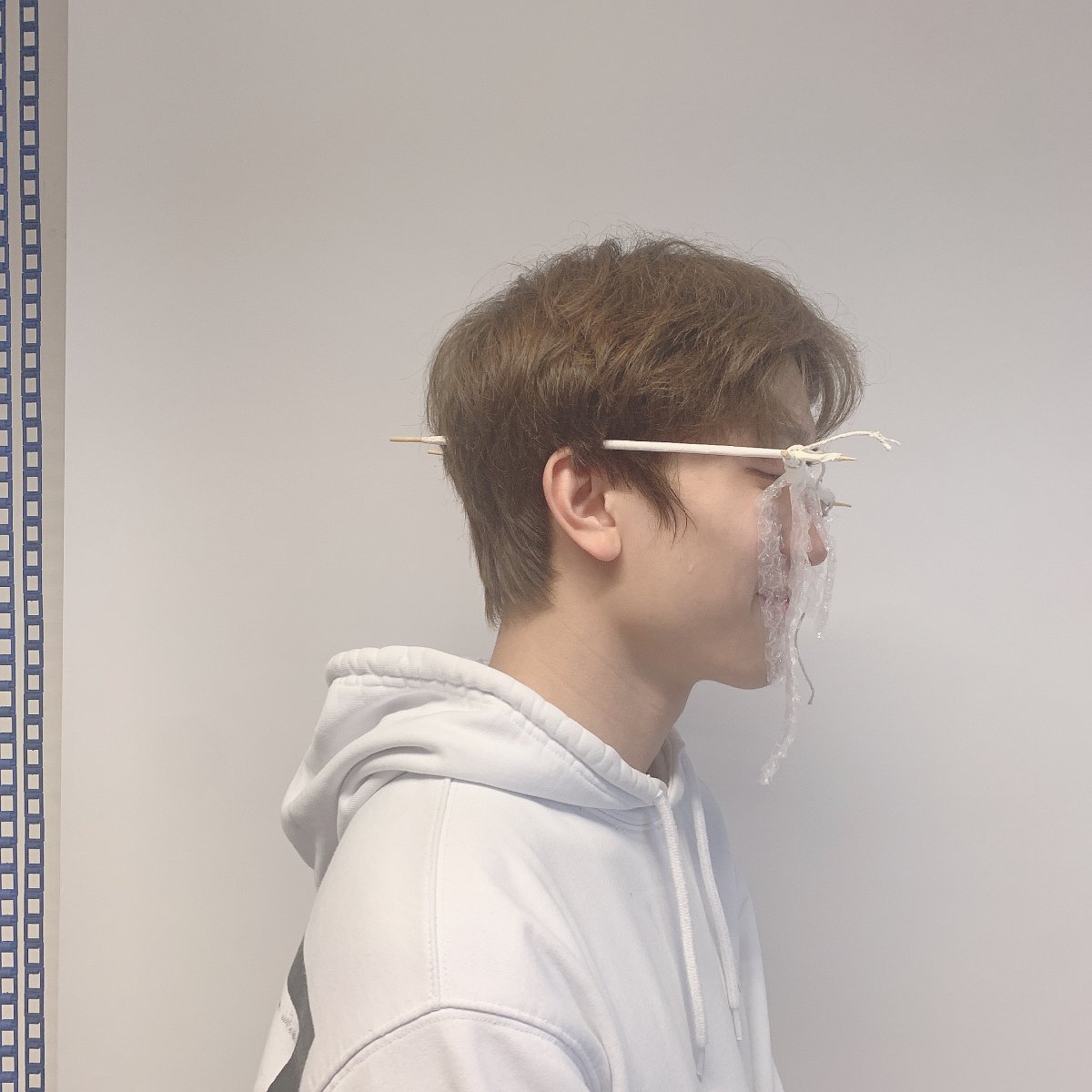 Right side of the speical glass on moderl.jpeg.1