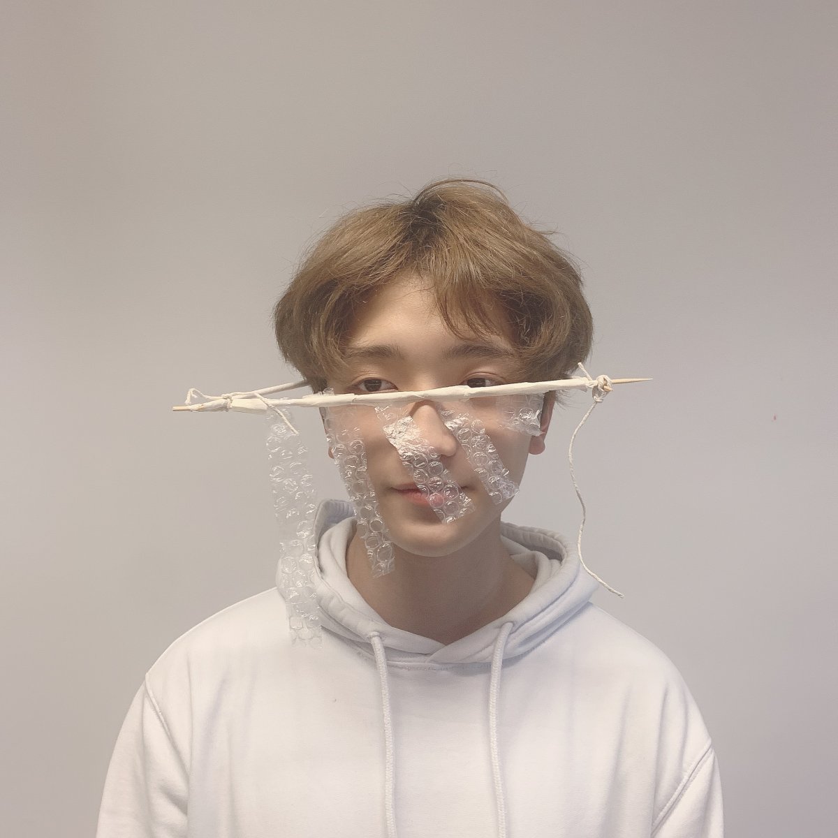 Front of the speical glass on moderl.jpeg.2