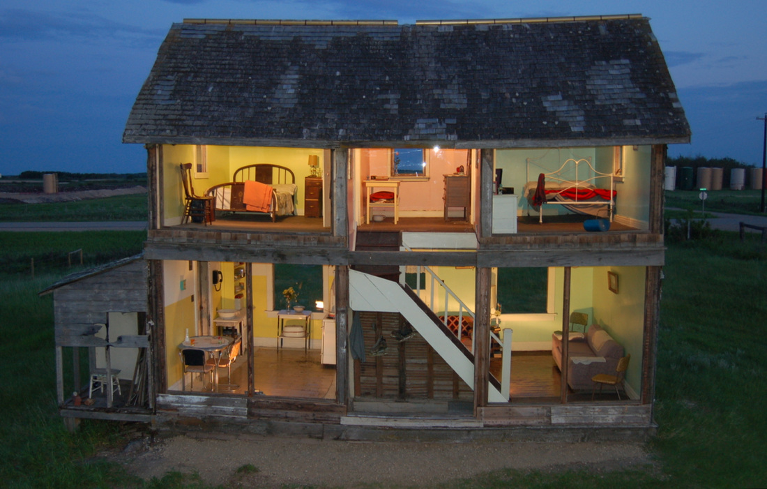 The dollhouse.jpg