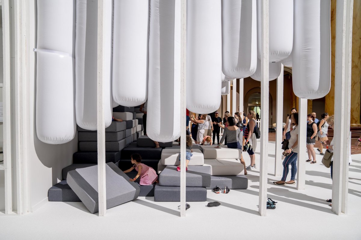 SNARKITECTURE+FUN+HOUSE+NOAH+KALINA+59.jpg