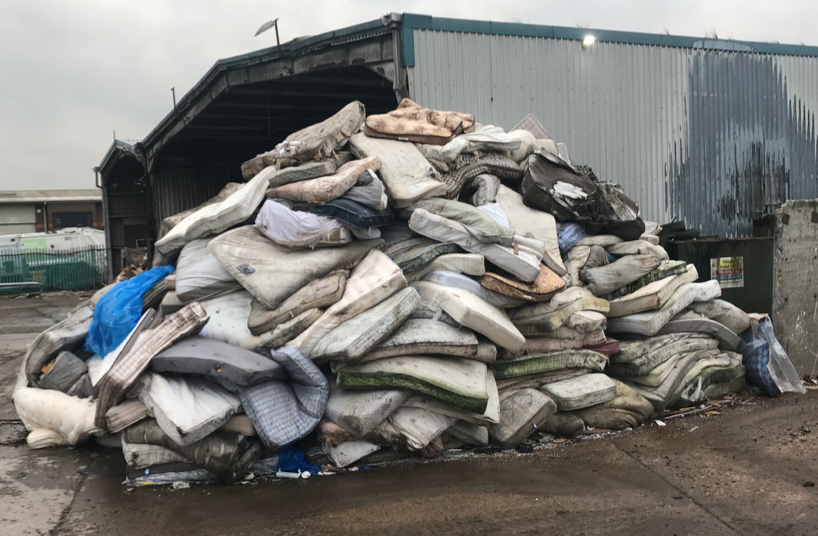 Screen Shot 2019-11-18 at 19.49.41.png