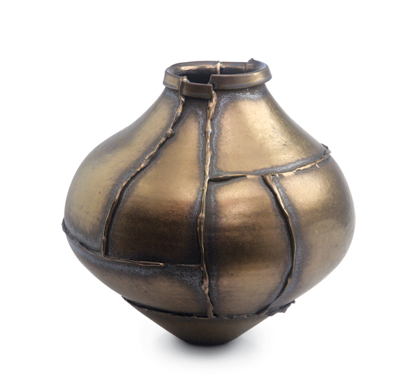 boyan-13-metallic-vessel.jpg