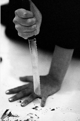 rhythm-10-knife-shot-2798n6r.jpg